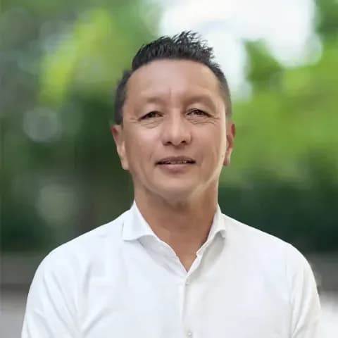 Peter Dutrieux, Directeur (Europa)